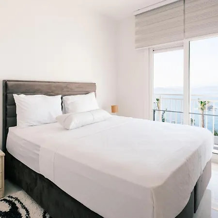 Sea View W Garden Balcony By Beach In Apartament *