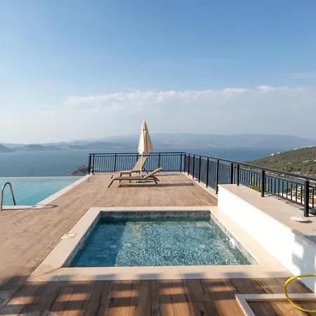 Apartment Sea View W Garden Balcony By Beach In *